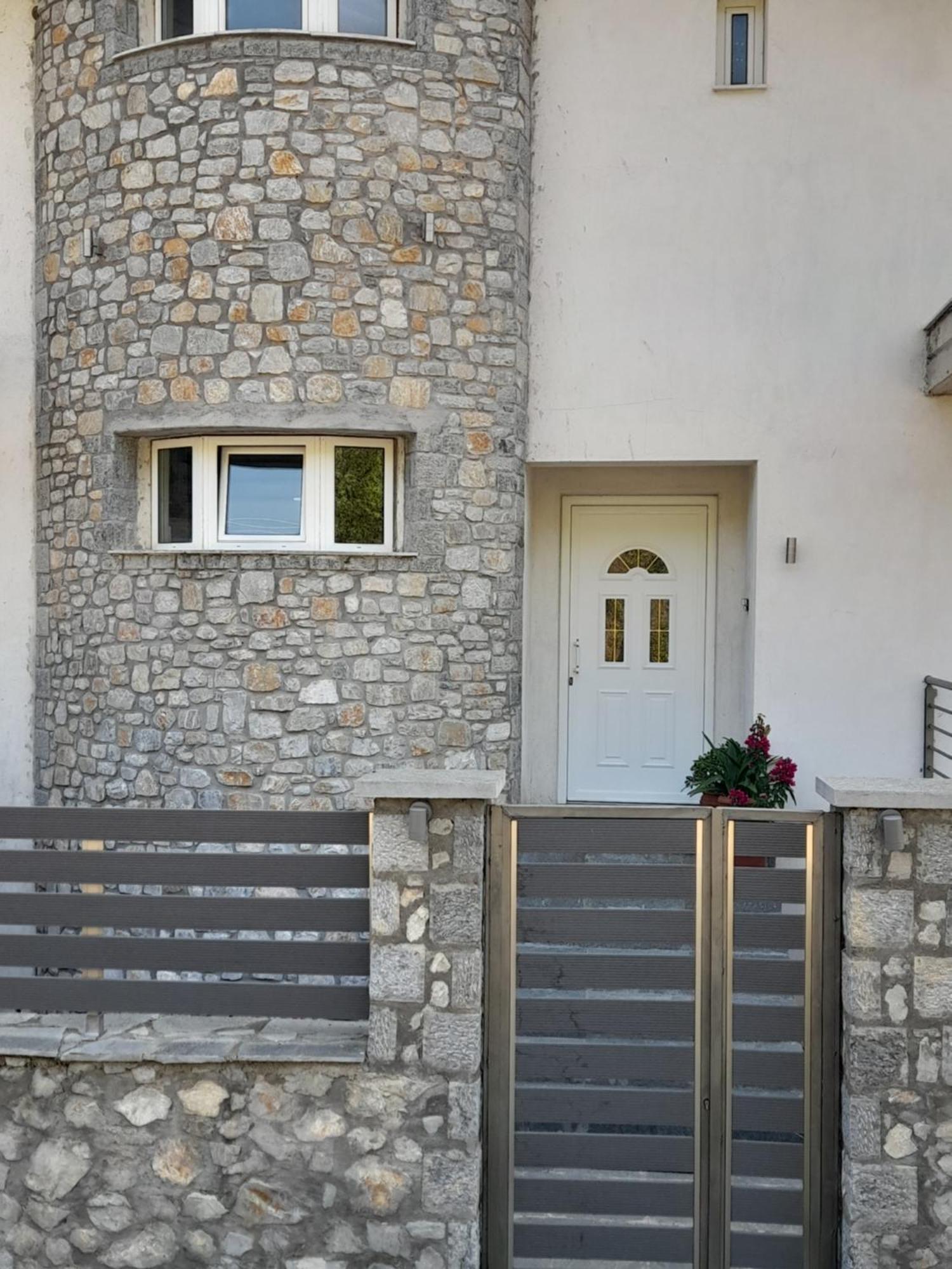 Chloi House Apartment Kastoria Exterior foto